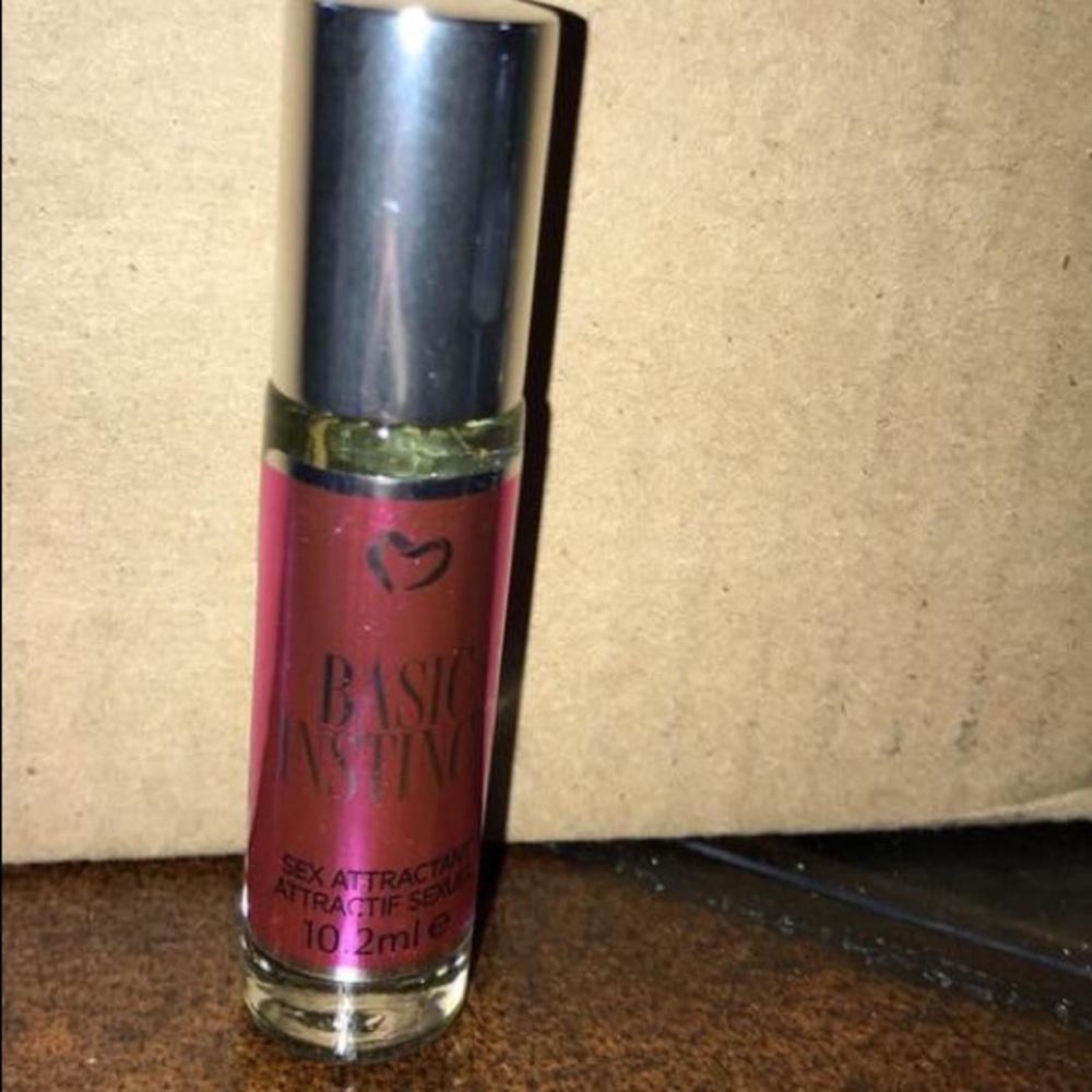 basic Instinct by Pure Romance